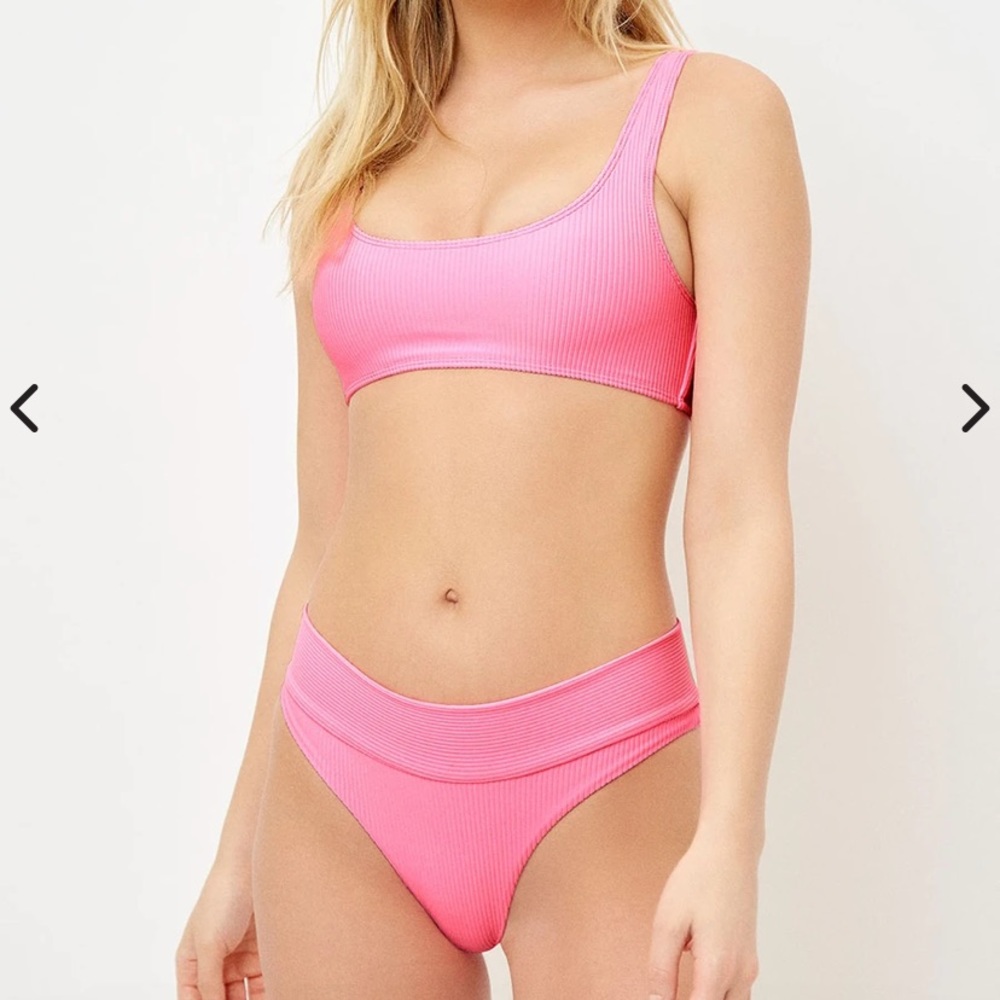 Frankie’s Bikinis Connor Top